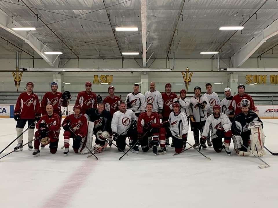 Arizona Warrior Hockey team photo.